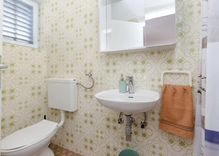 Luka * Supetarska Draga