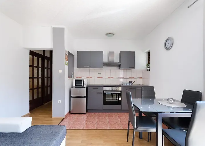 Luka Apartmán